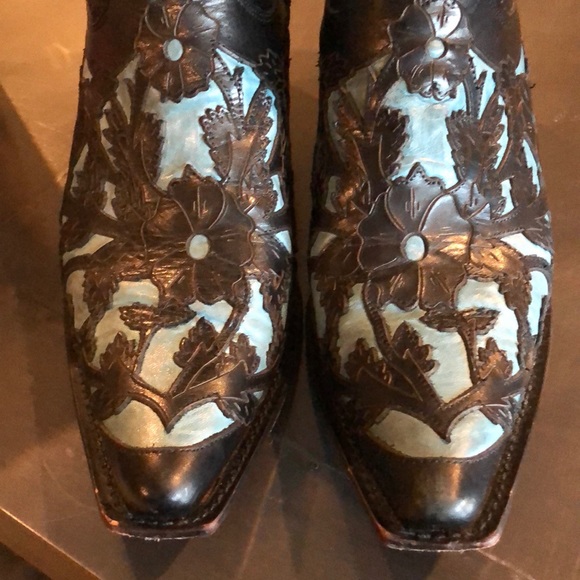 Charlie Horse Boots Size 6.5 - Picture 3 of 7